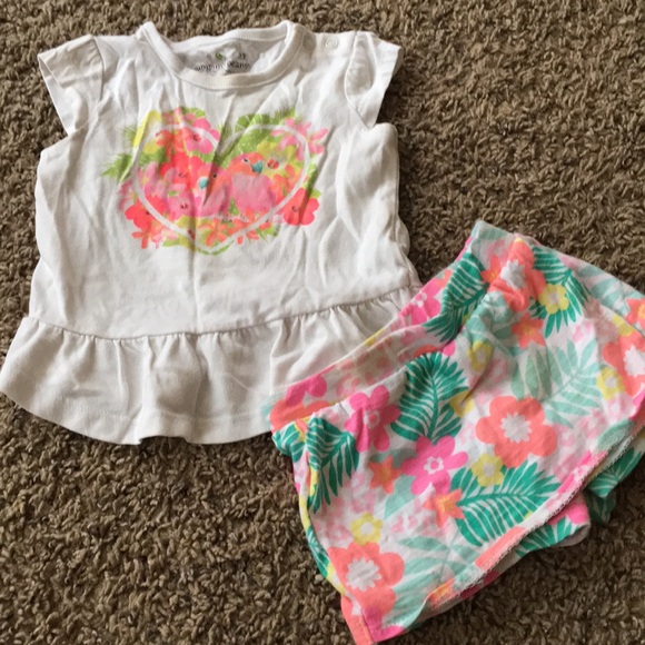 Shirt and skirt set - Picture 1 of 2